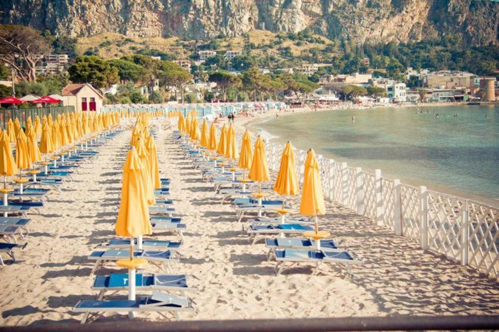Falstaff Rooms & Suites Palermo Buitenkant foto